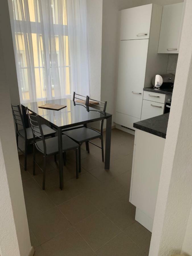 Haus Zur Eiche Private 3,5 Zimmerwohnung Bis Zu 8 Gaeste Chur Buitenkant foto